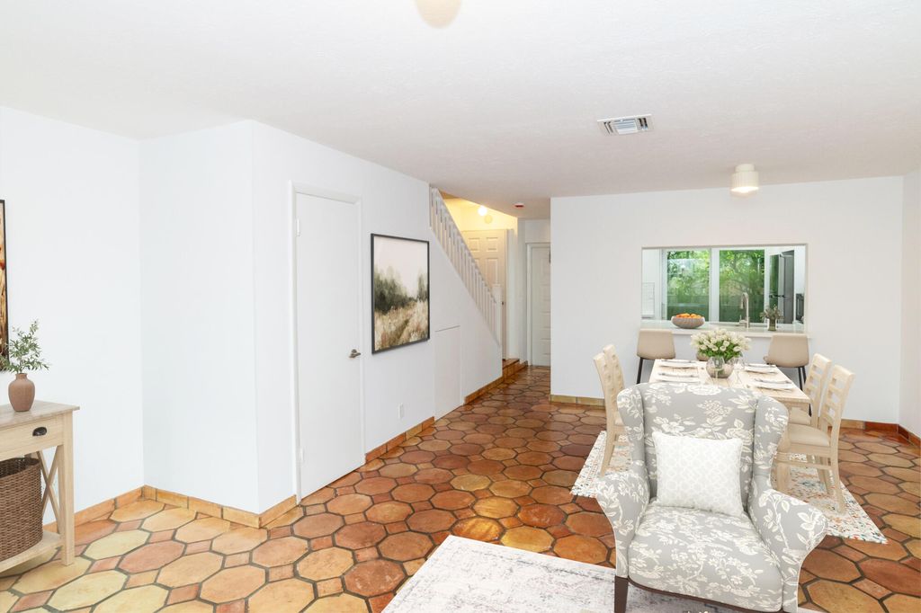 Photo of 715 NE 1st Street #"c", Fort Lauderdale, FL 33301 (MLS # B26034842)