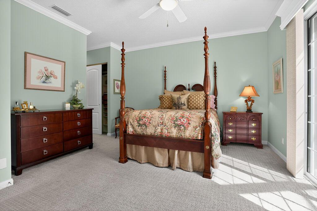 DOUBLE TREE - Residential