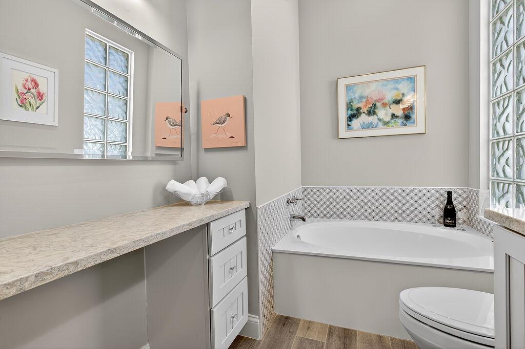 DOUBLE TREE - Residential