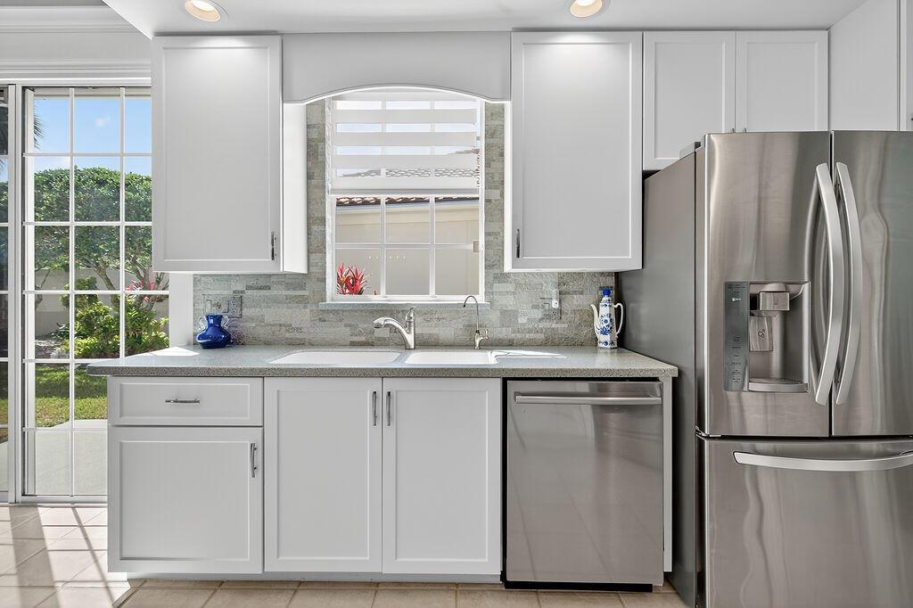 DOUBLE TREE - Residential