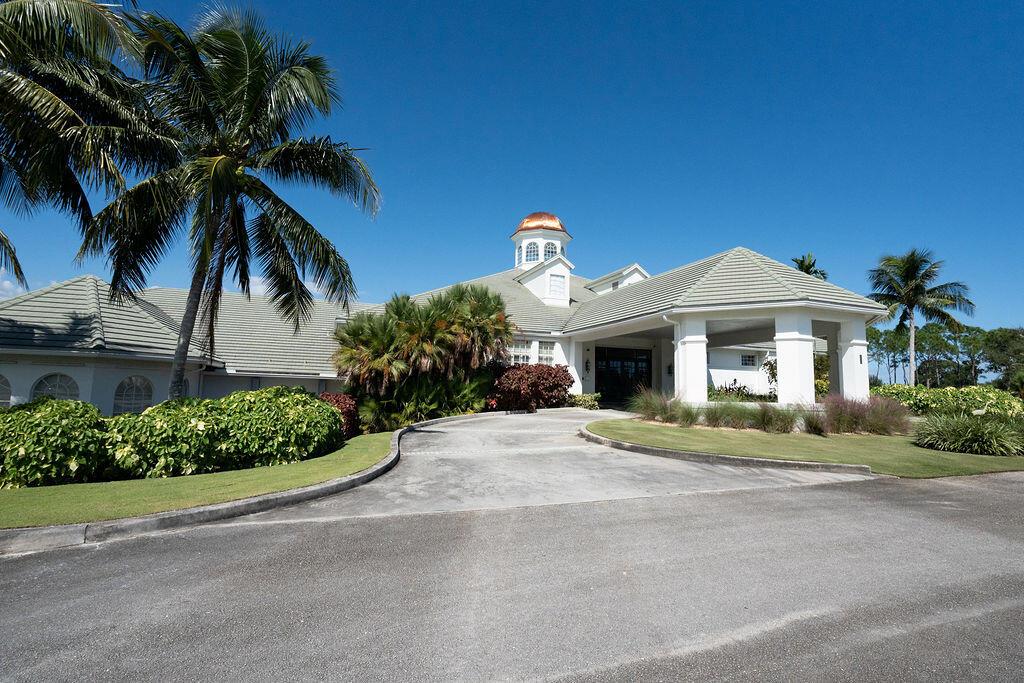 DOUBLE TREE - Residential