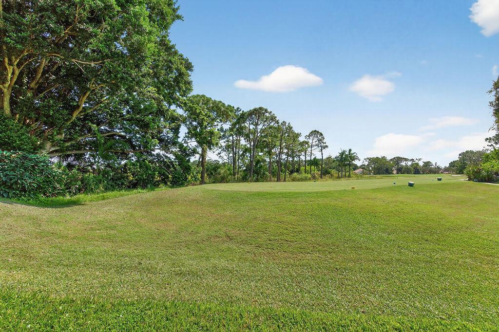 DOUBLE TREE - Residential