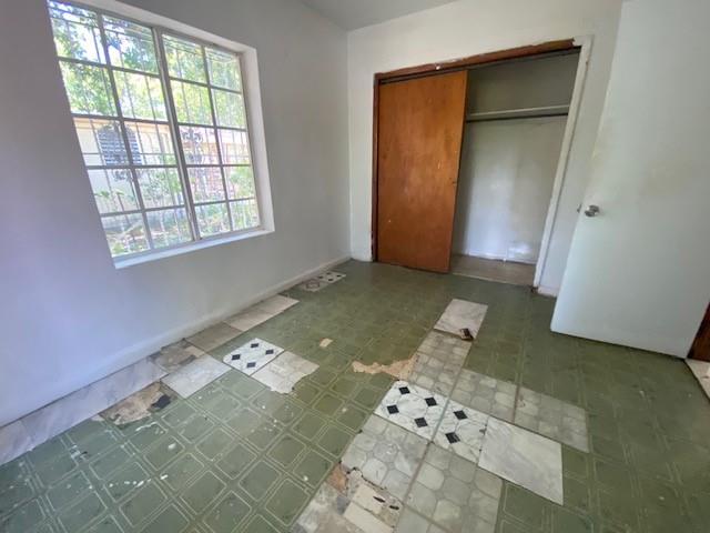 BRIAN MANORS - Residential