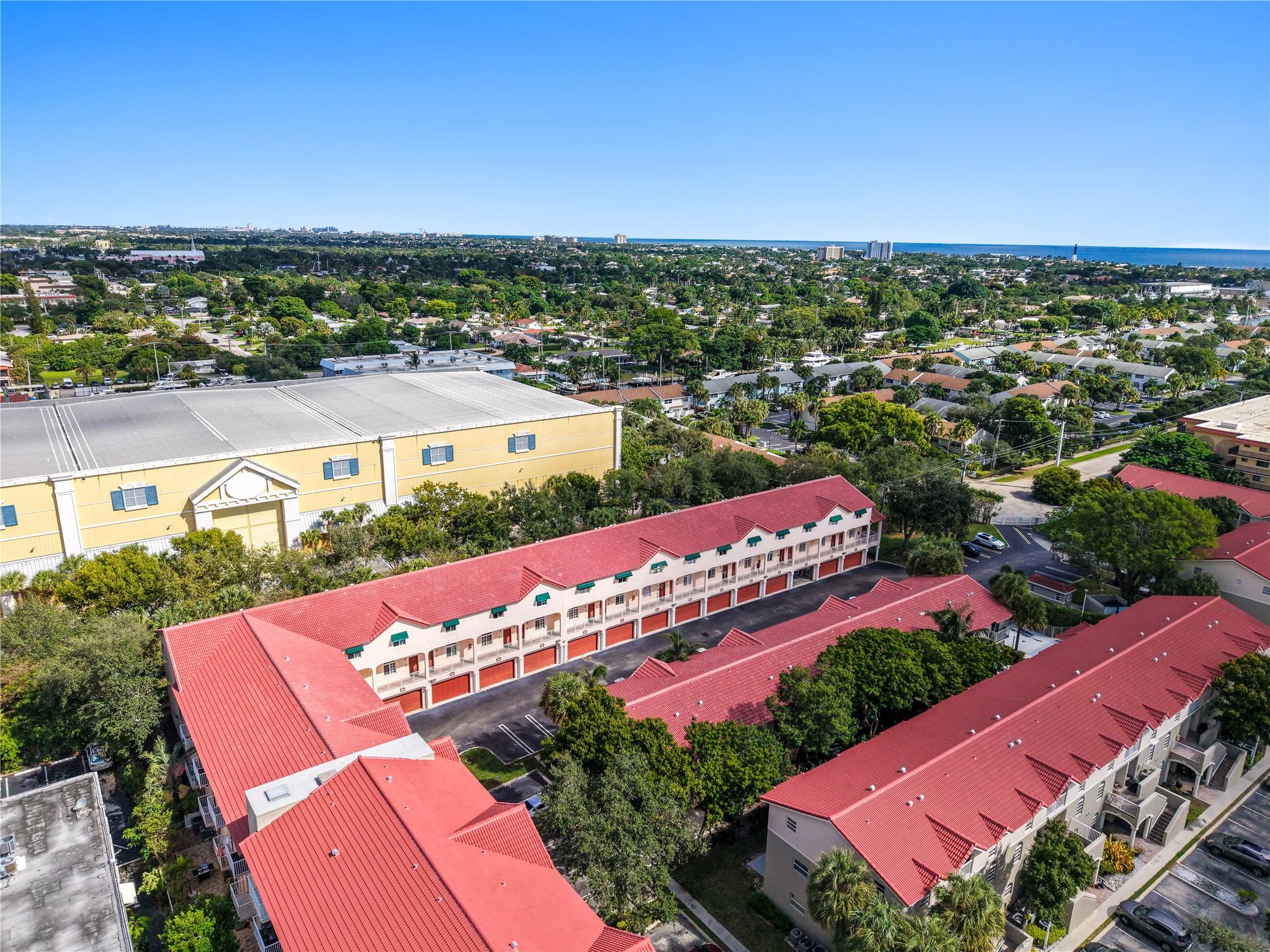 14th Street Townhomes - Residential