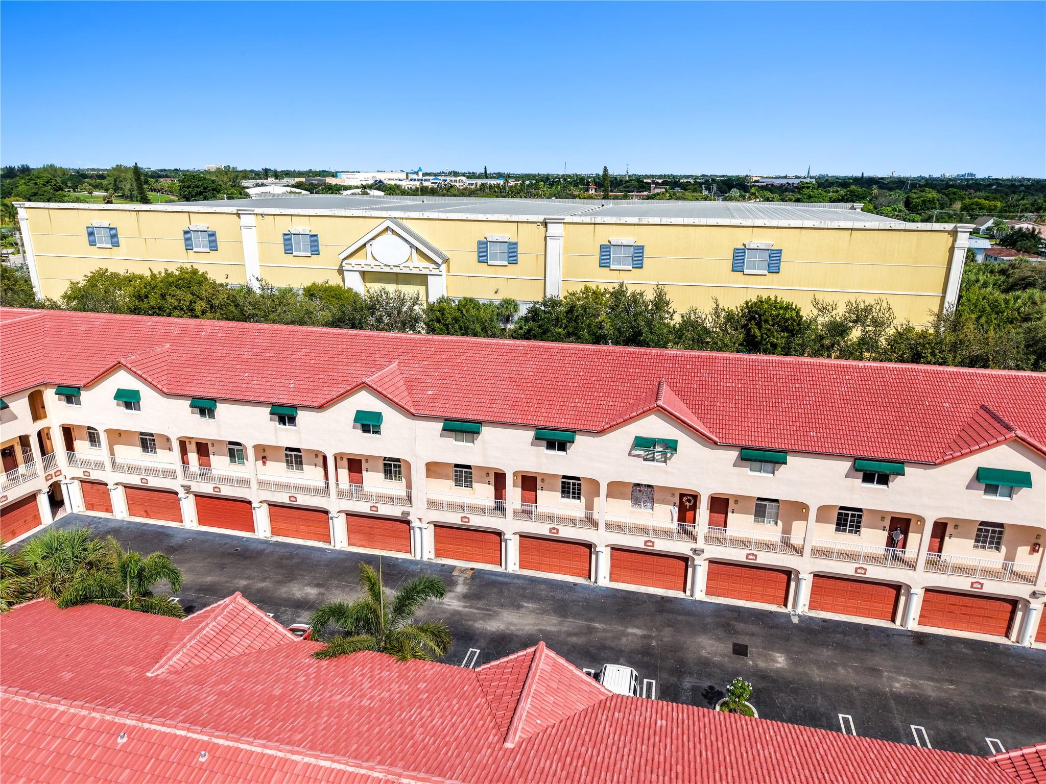 14th Street Townhomes - Residential