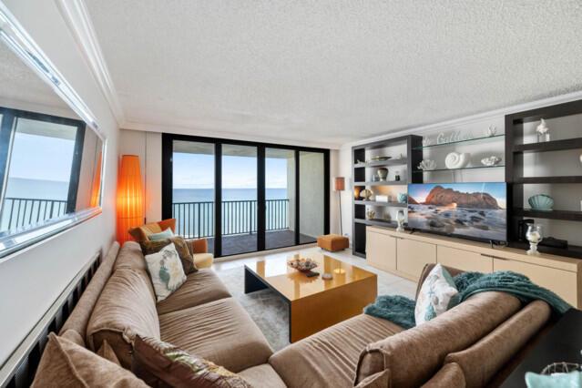 DUNE DECK OF THE PALM BEA - Residential Lease