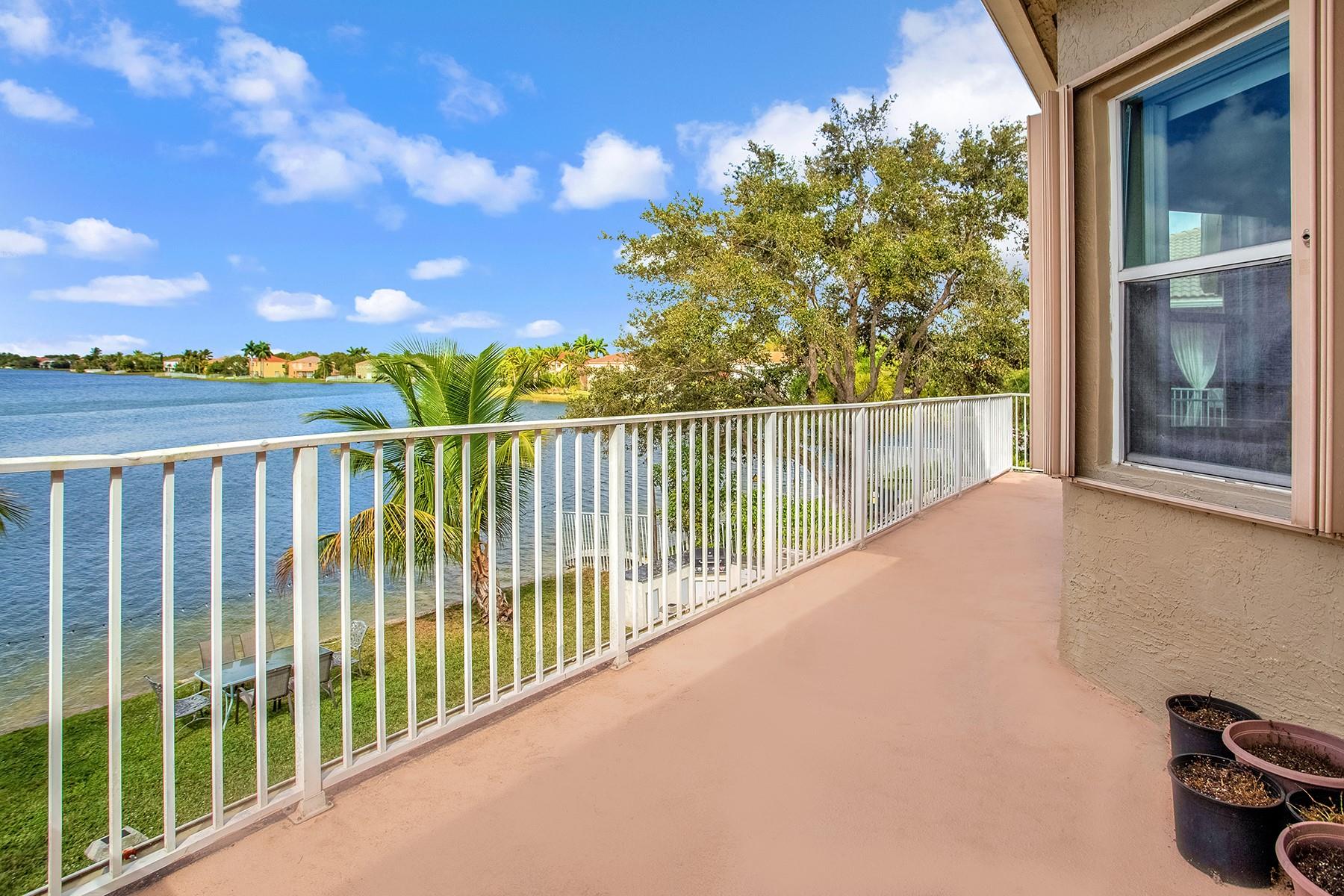 RIVIERA ISLES II - Residential