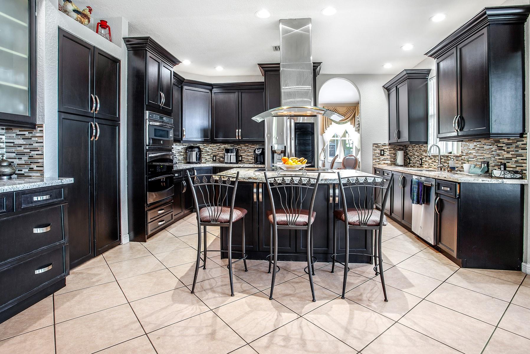 RIVIERA ISLES II - Residential