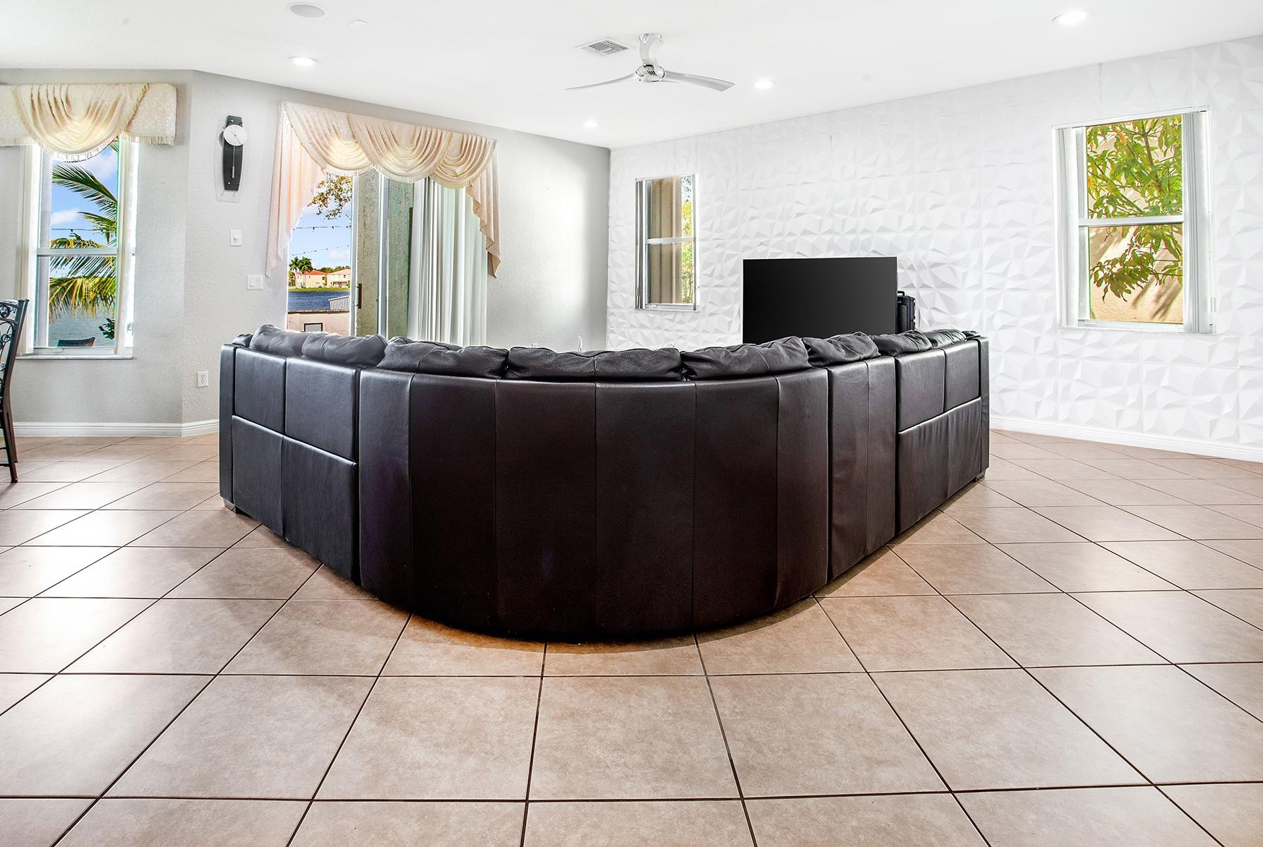 RIVIERA ISLES II - Residential