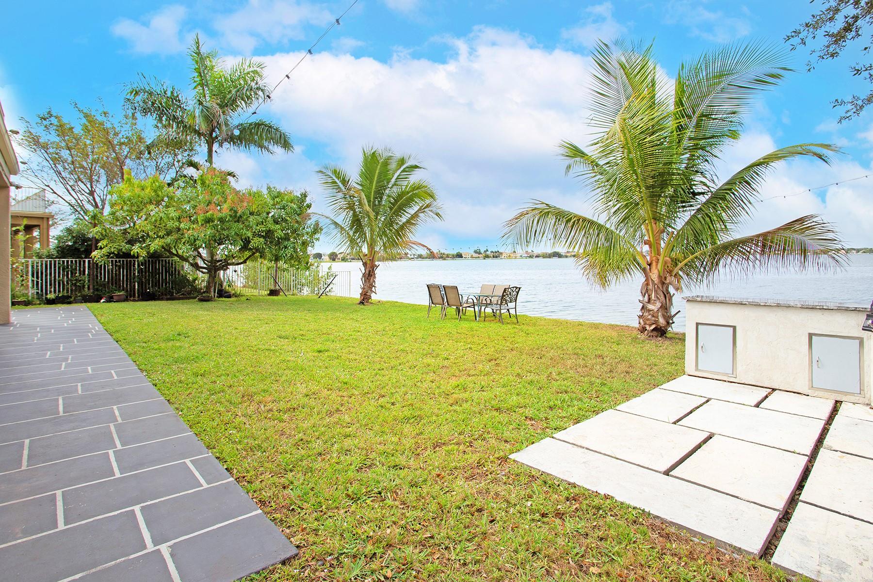 RIVIERA ISLES II - Residential