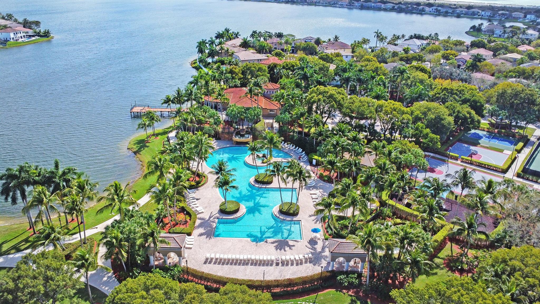 RIVIERA ISLES II - Residential