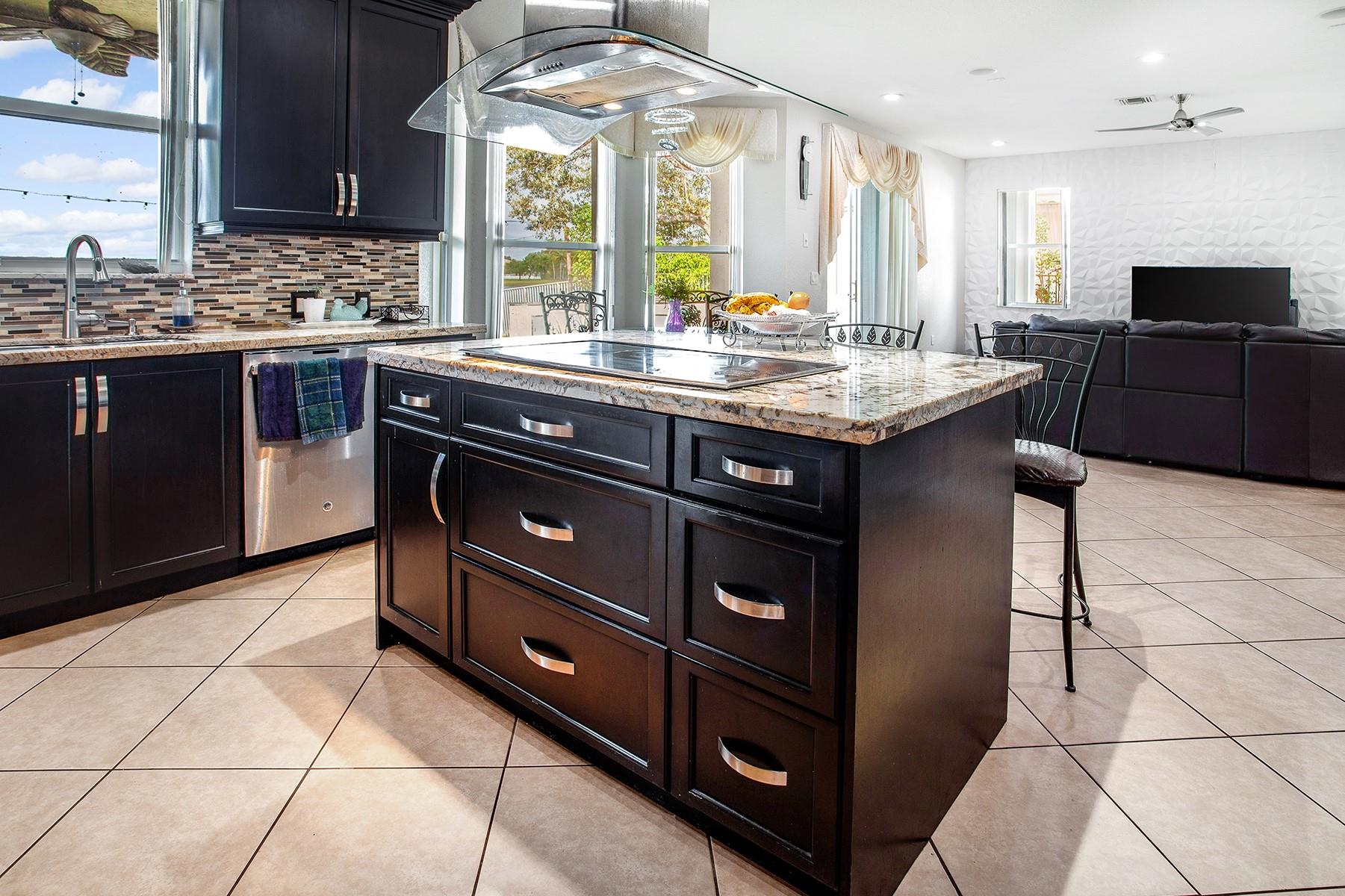 RIVIERA ISLES II - Residential