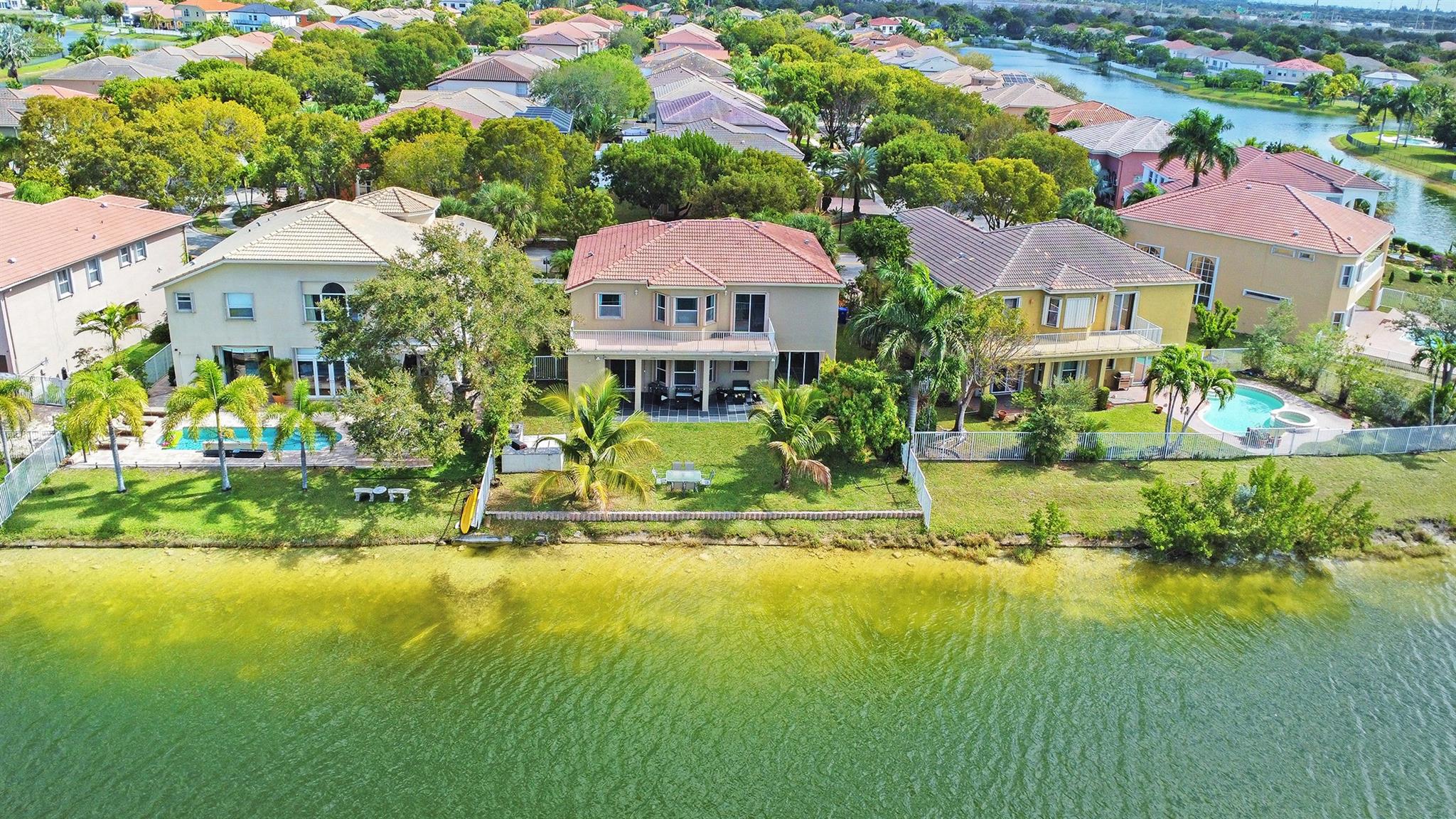 RIVIERA ISLES II - Residential
