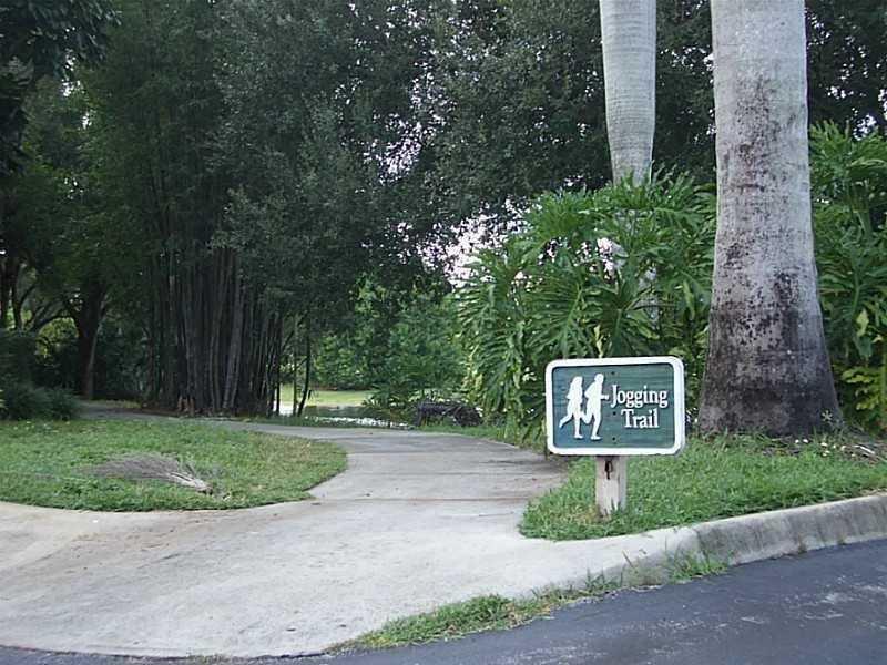 PALM AIRE GARDENS CONDO - Residential Lease