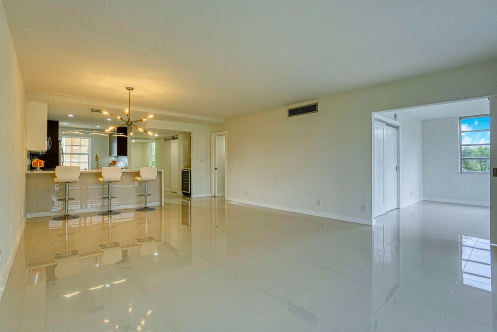 Photo of 535 Oaks Drive #510, Pompano Beach, FL 33069 (MLS # B26024974)