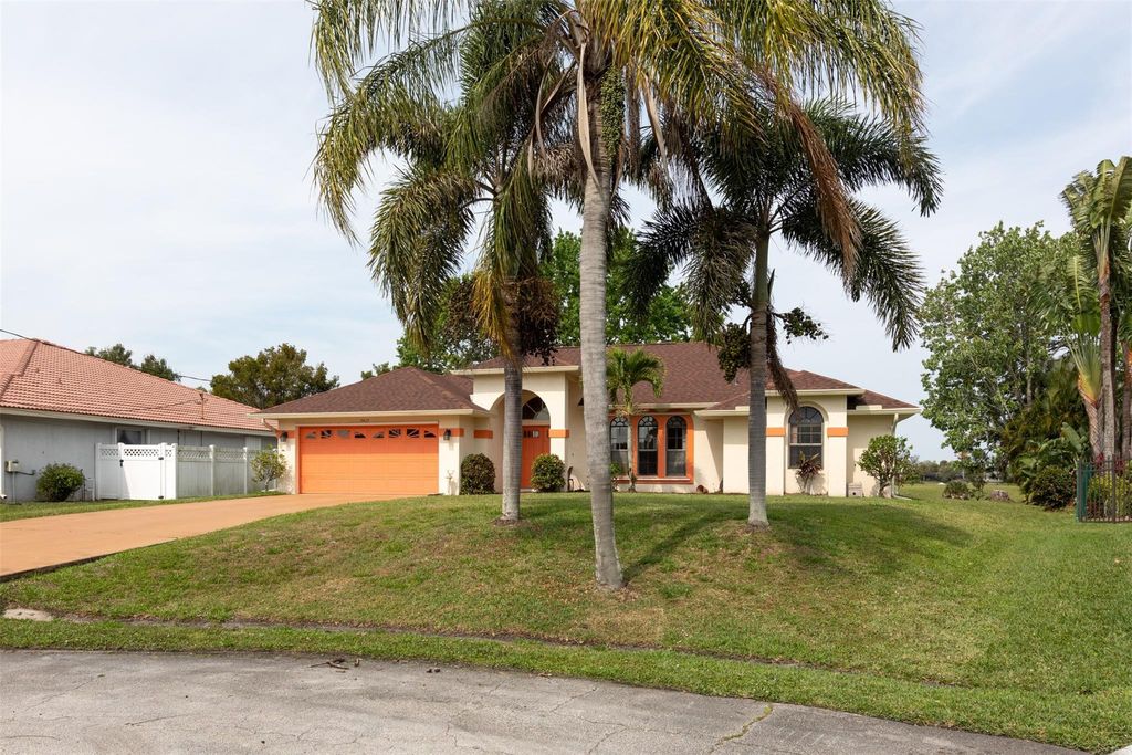Photo of 2812 SW Kasson Ct, Port St Lucie, FL 34953 (MLS # F10427988)