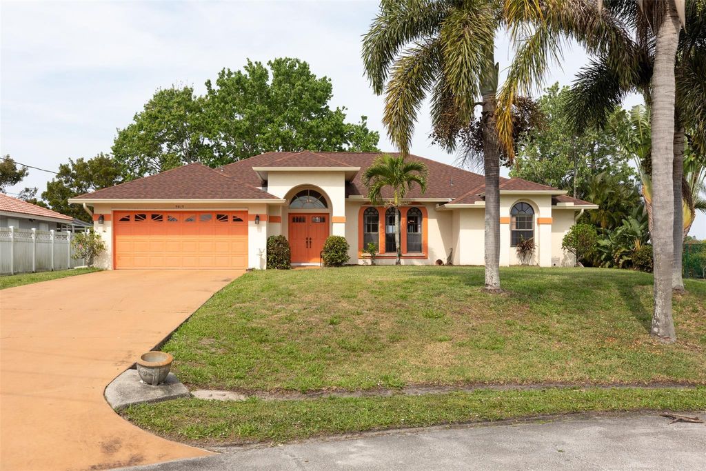 Photo of 2812 SW Kasson Court, Port Saint Lucie, FL 34953 (MLS # F10427988)