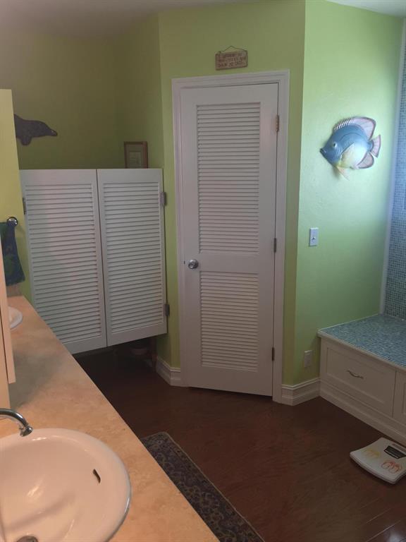 LAKEVIEW PARK AT RIVIERA - Residential Lease