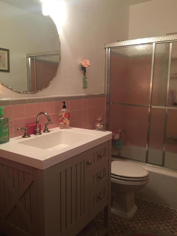 LAKEVIEW PARK AT RIVIERA - Residential Lease