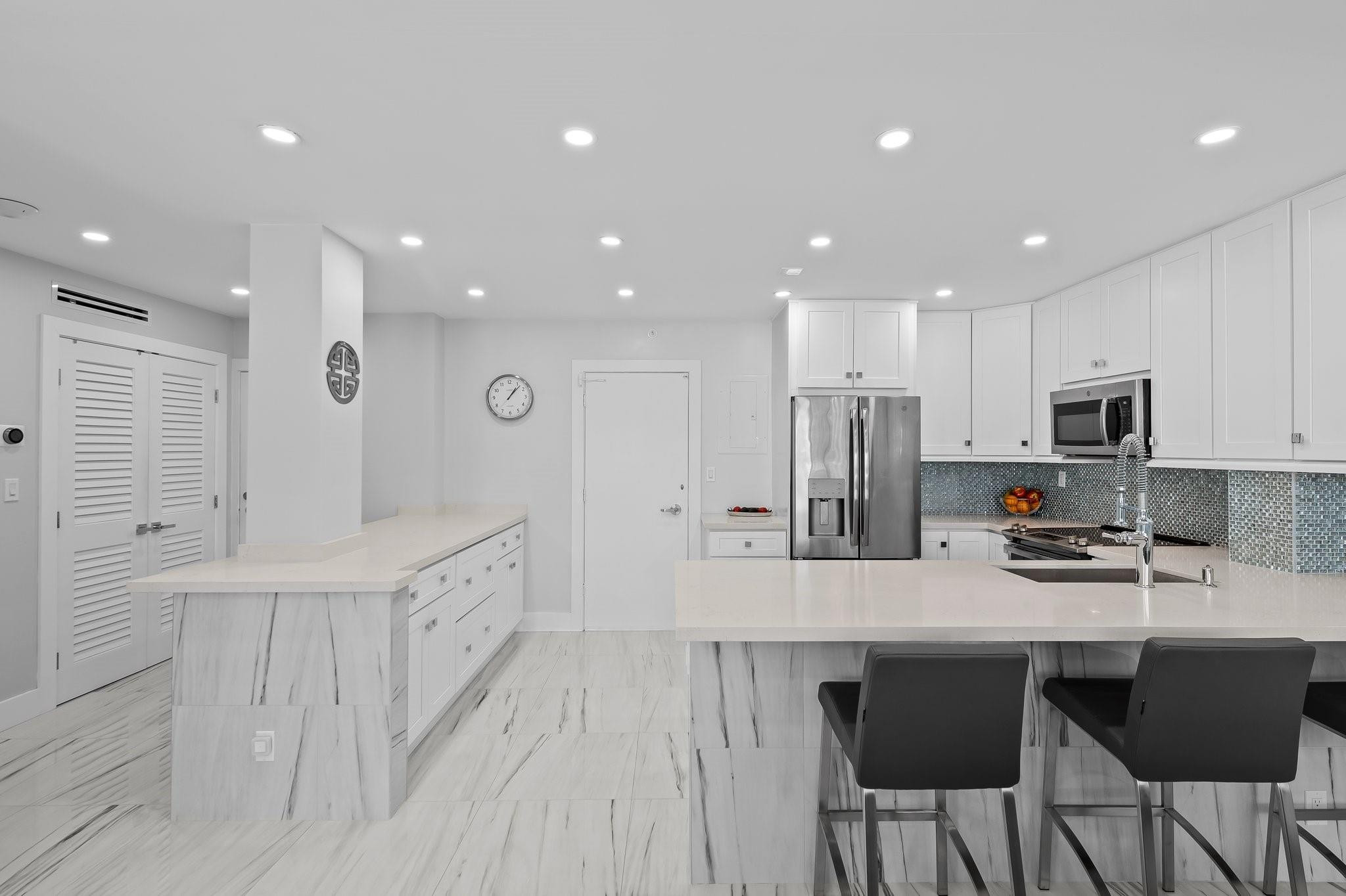 CORAL RIDGE TOWERS EAST CO-OP - Residential