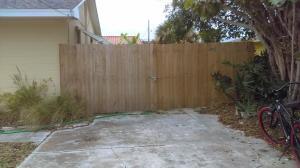 RARE FIND! LOCATION, LOCATION, LOCATION. Light and Bright, very clean Two Bedrooms, one Bathroom. On a quiet road with fenced back yard conveniently located Juno Beach/North Palm Beach minutes to the Beach, Gardens Mall, I95, Fine Dinning, and 20 minutes to the airport. Available 1st of September, 2025.