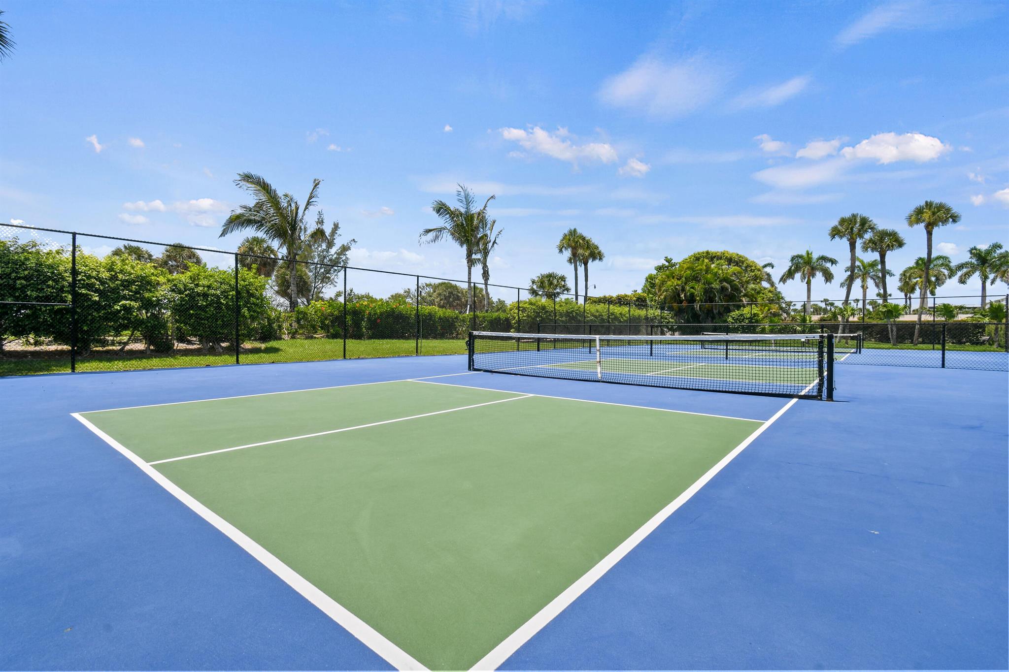 ATRIUMS OF PALM BEACH CON - Residential