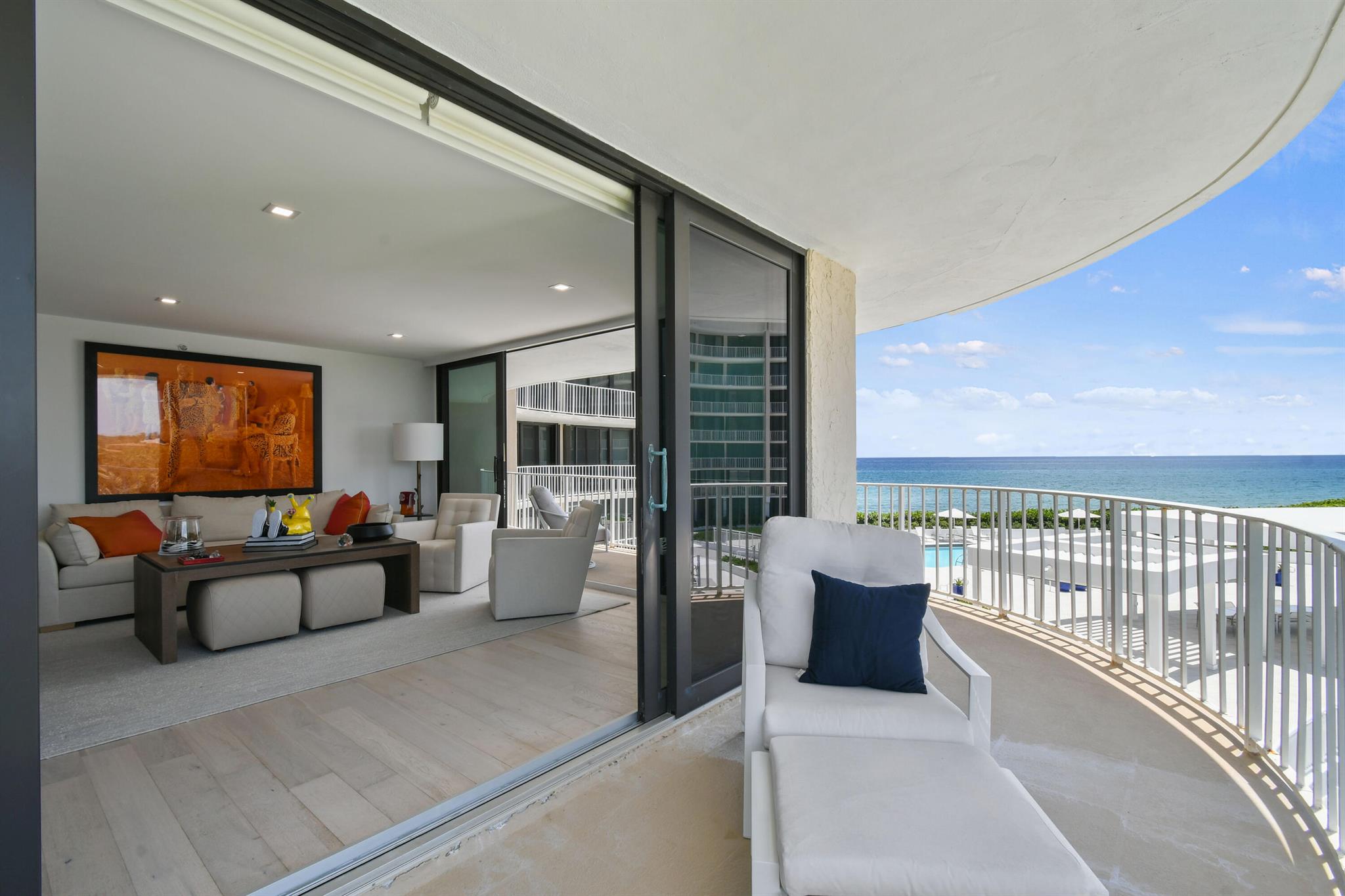ATRIUMS OF PALM BEACH CON - Residential