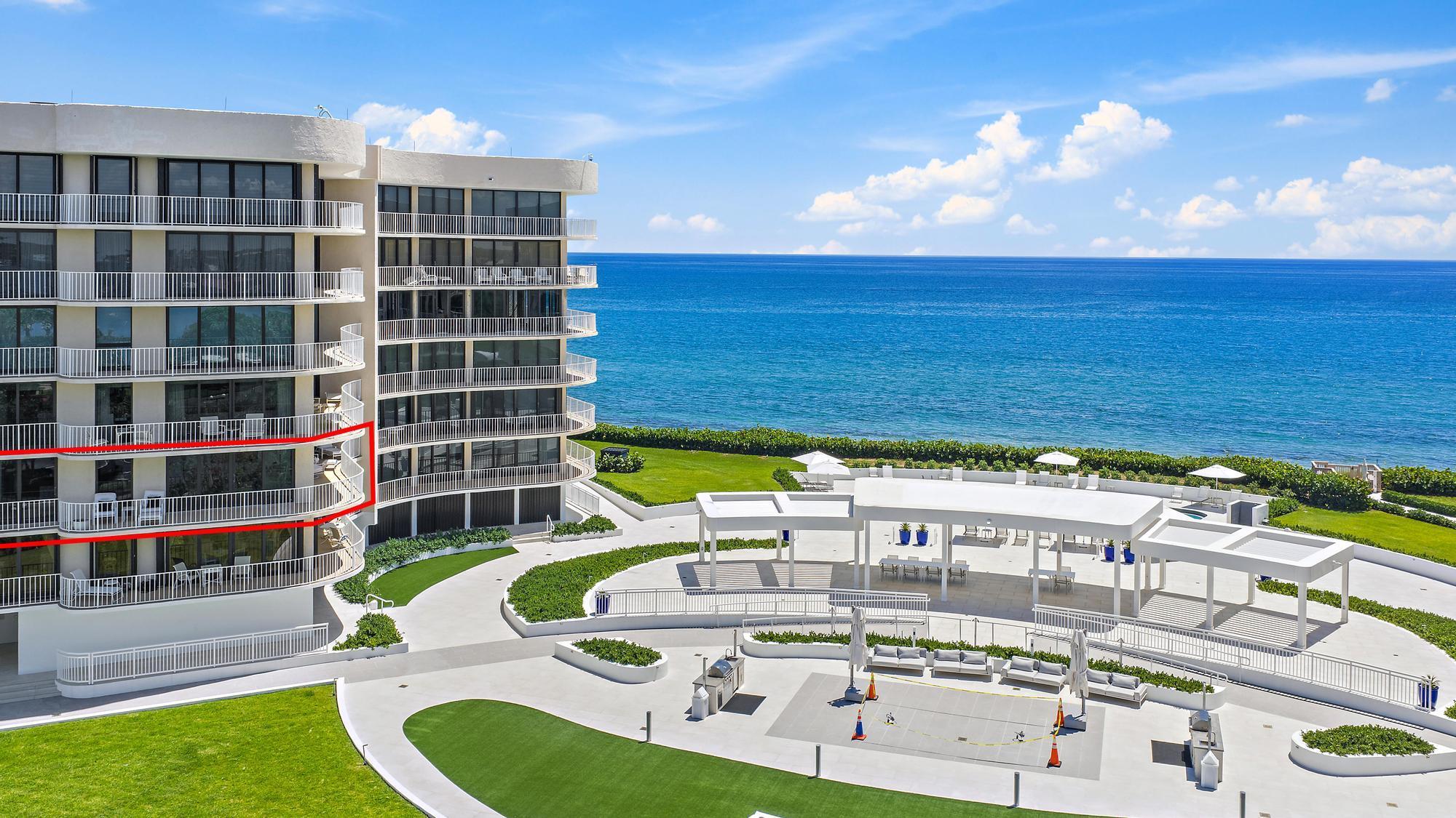 ATRIUMS OF PALM BEACH CON - Residential