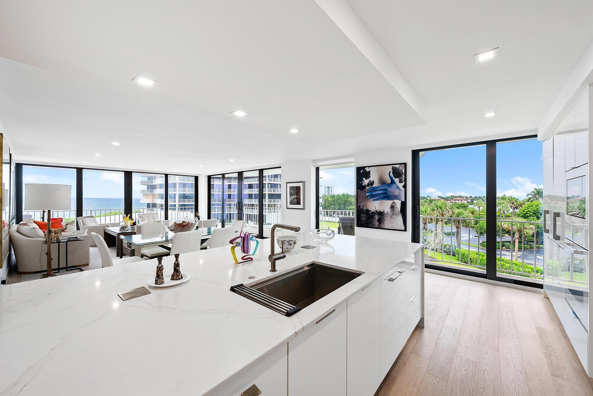 ATRIUMS OF PALM BEACH CON - Residential