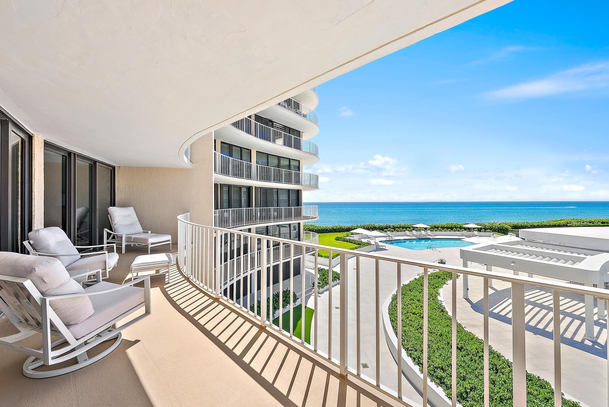 ATRIUMS OF PALM BEACH CON - Residential