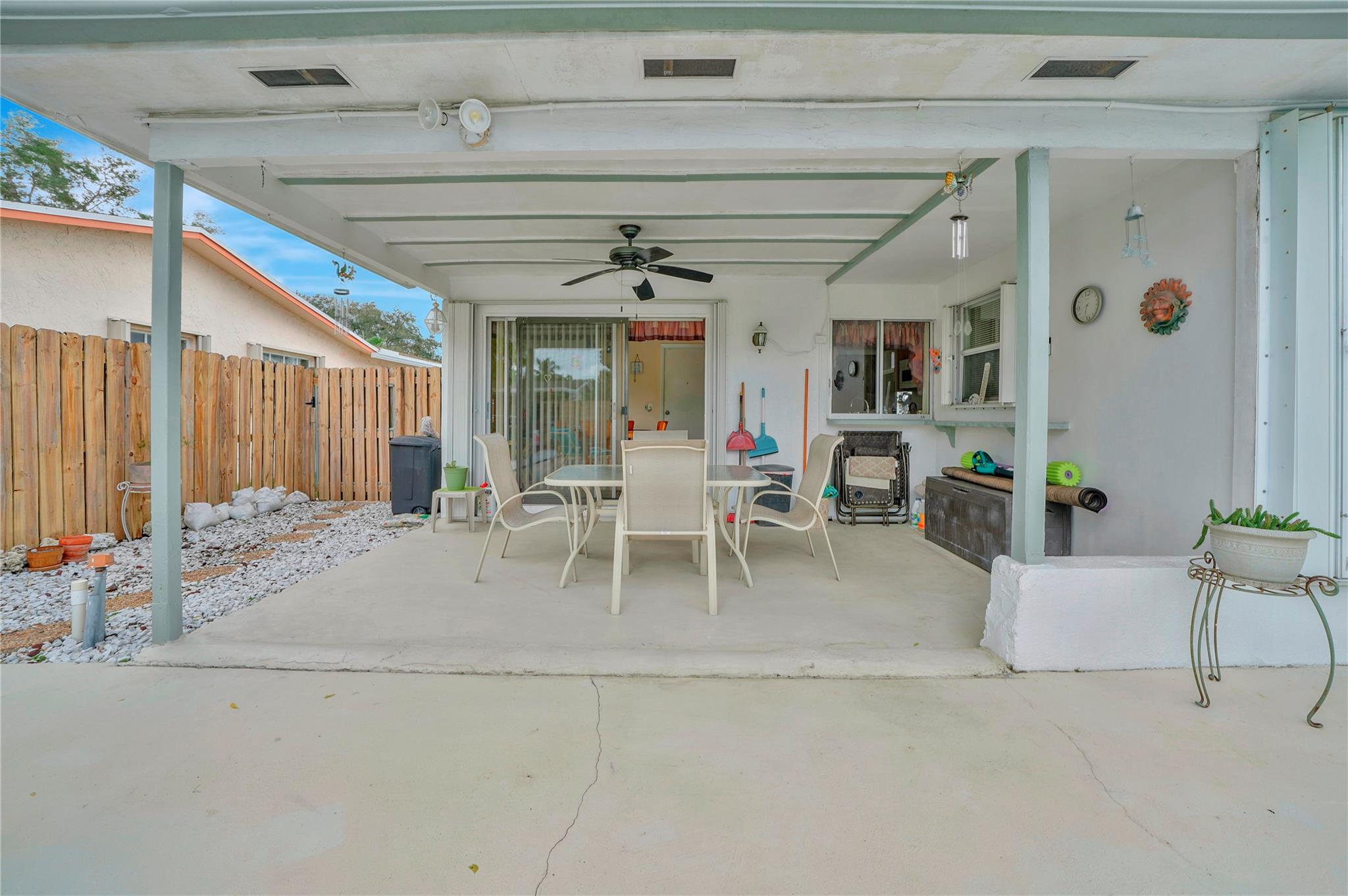 Sunrise Golf Village Sec - Residential