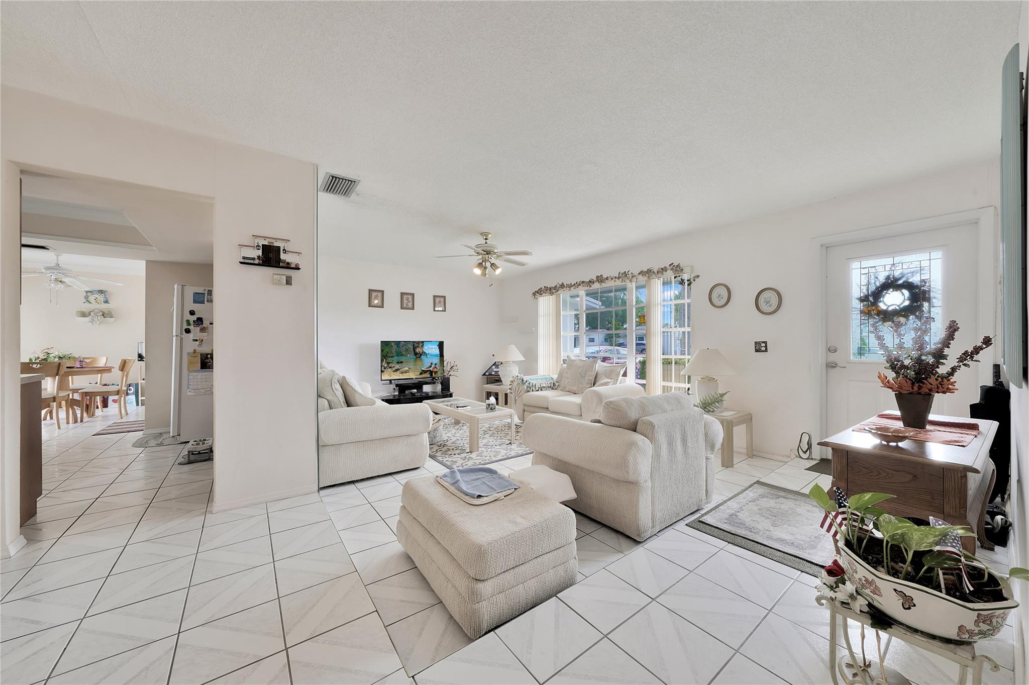 Sunrise Golf Village Sec - Residential