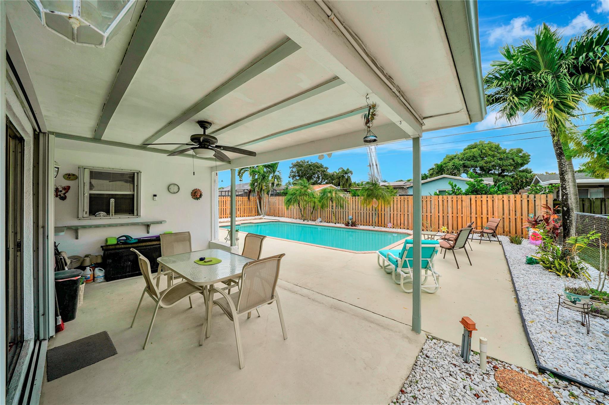 Sunrise Golf Village Sec - Residential