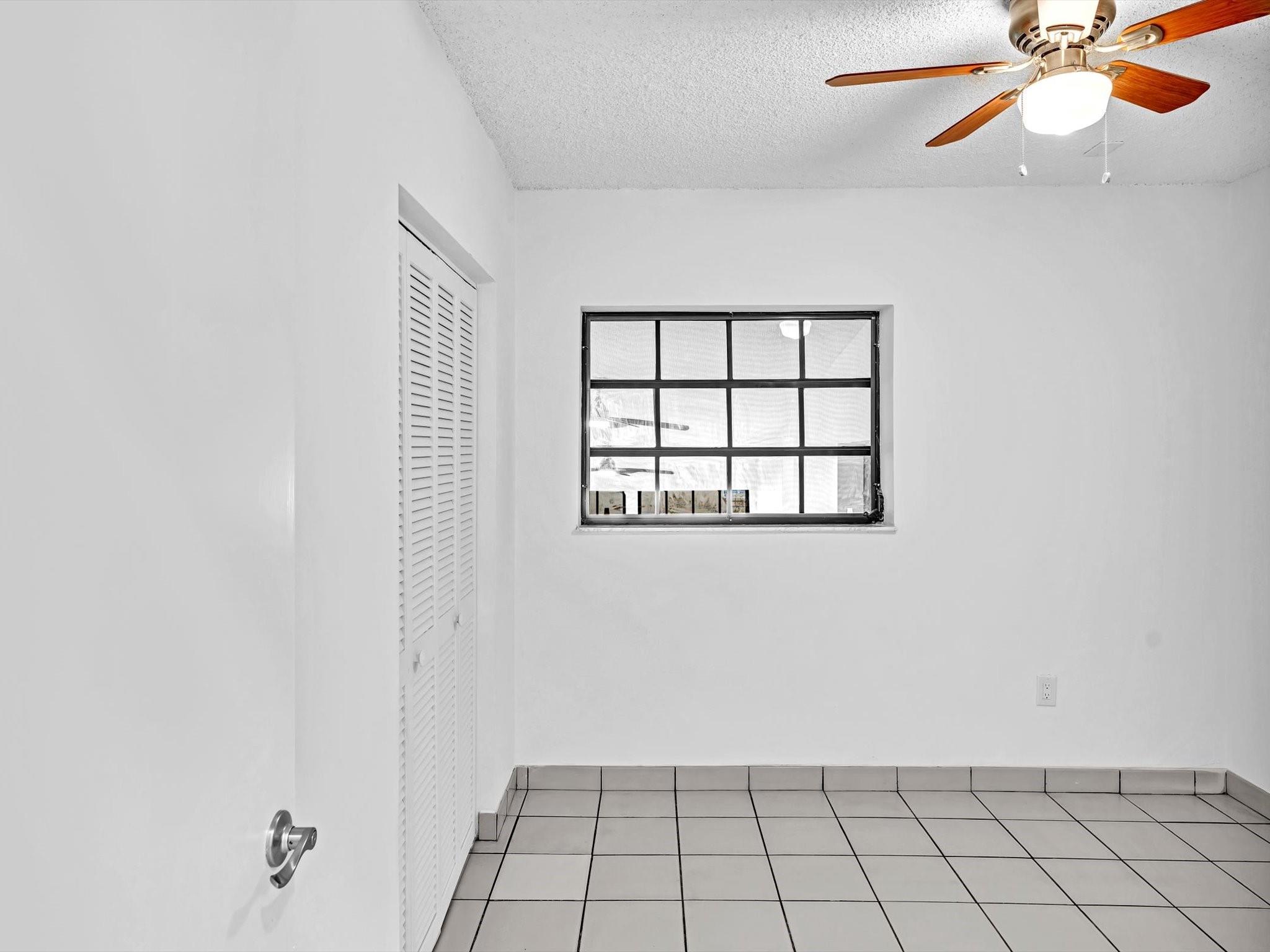 Miracle Manor 1st Add - Residential Lease