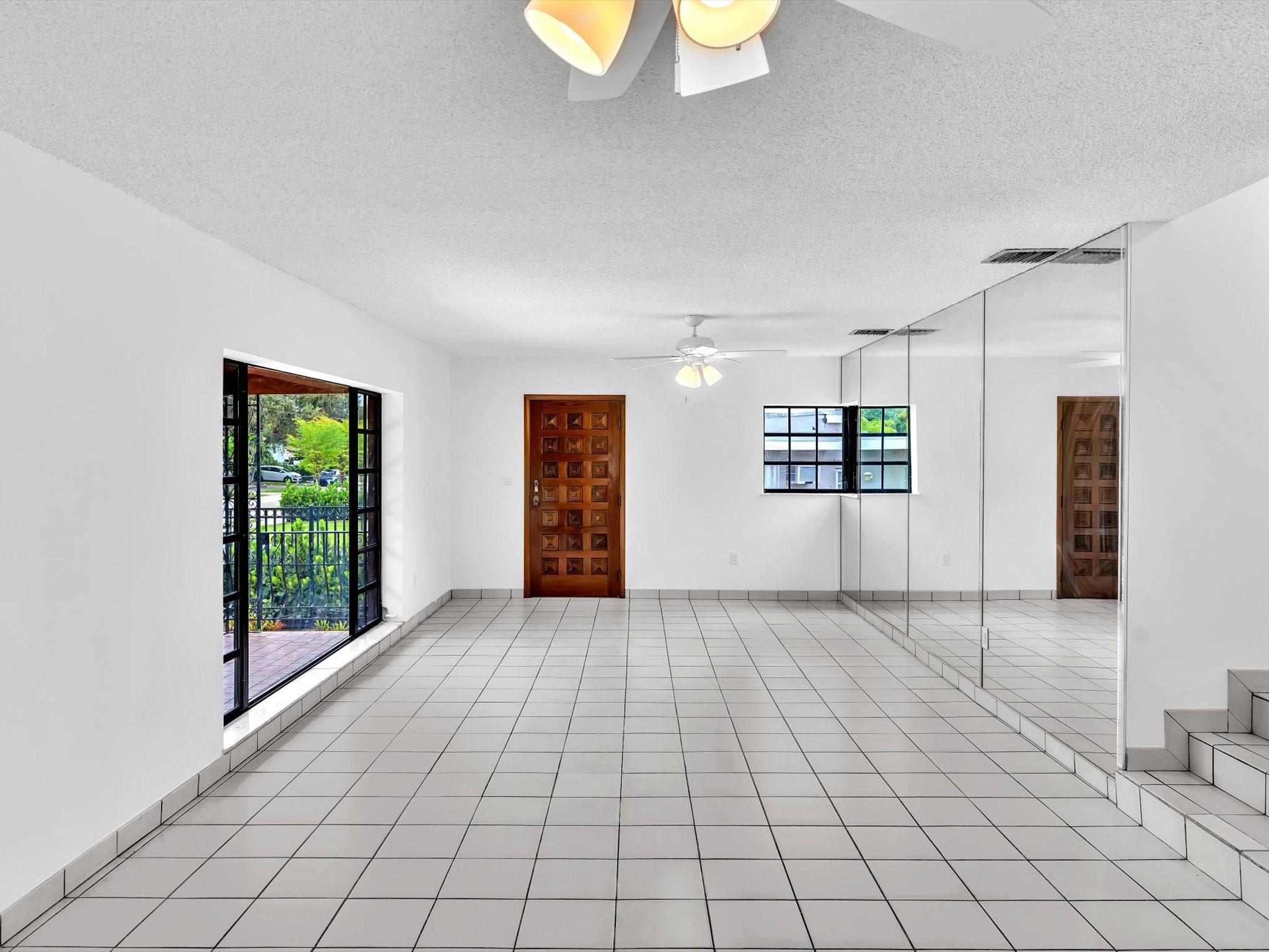 Miracle Manor 1st Add - Residential Lease