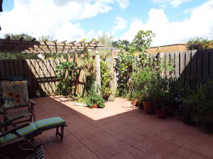 SHERWOOD LAKES - Residential