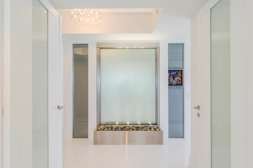 Ritz Carleton Residences - Residential