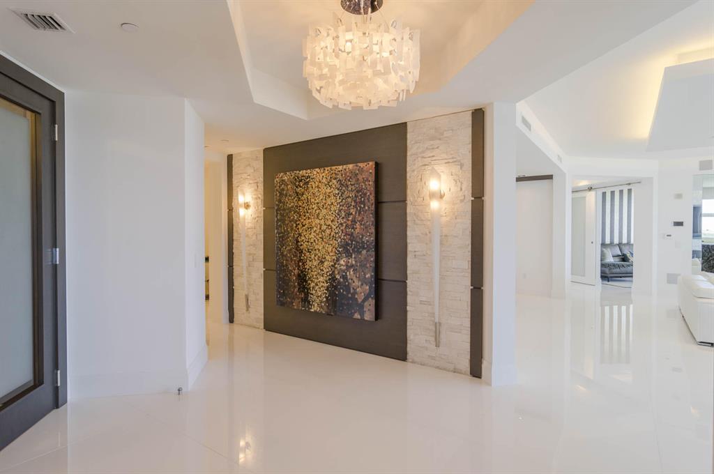 Ritz Carleton Residences - Residential