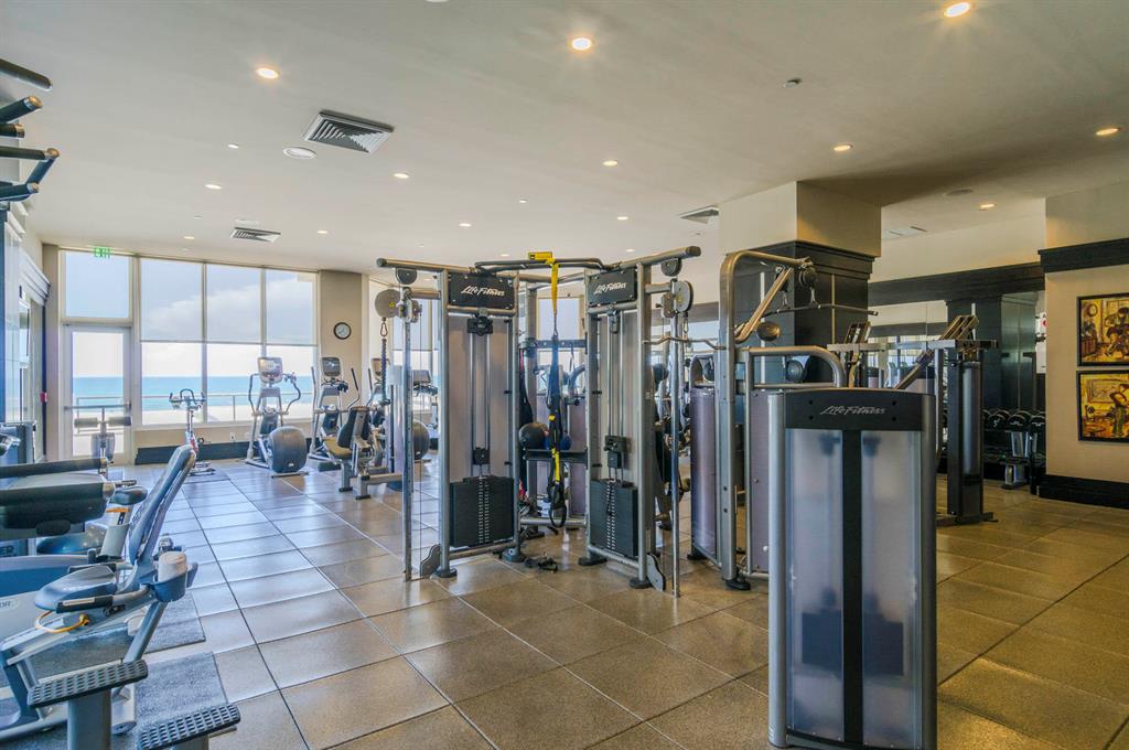 Ritz Carleton Residences - Residential