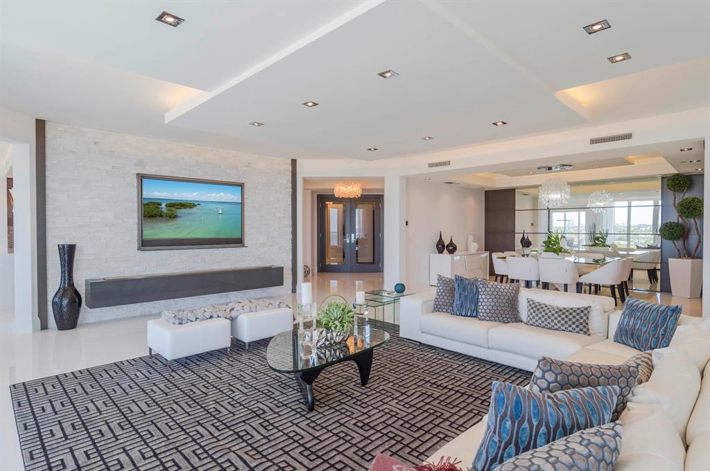 Ritz Carleton Residences - Residential