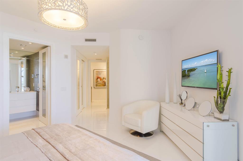 Ritz Carleton Residences - Residential