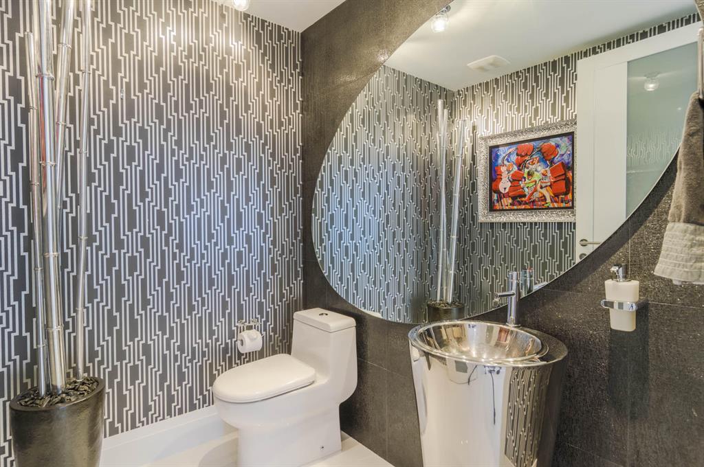 Ritz Carleton Residences - Residential