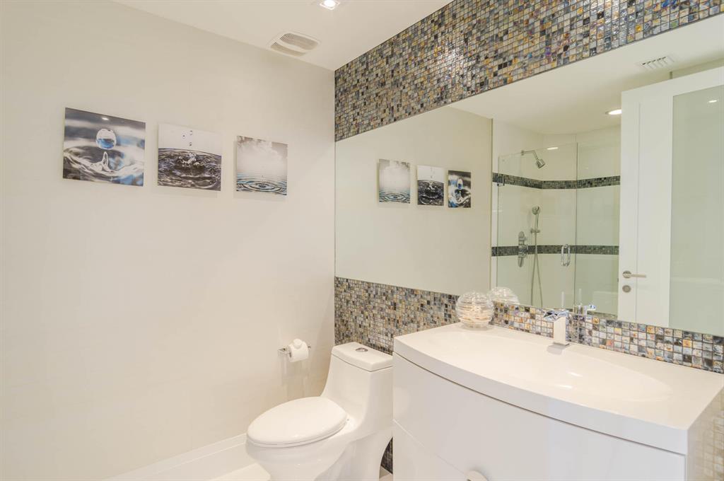 Ritz Carleton Residences - Residential