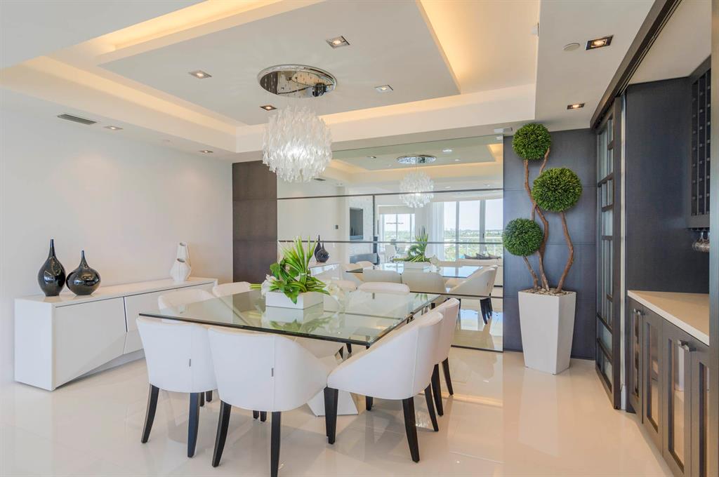 Ritz Carleton Residences - Residential