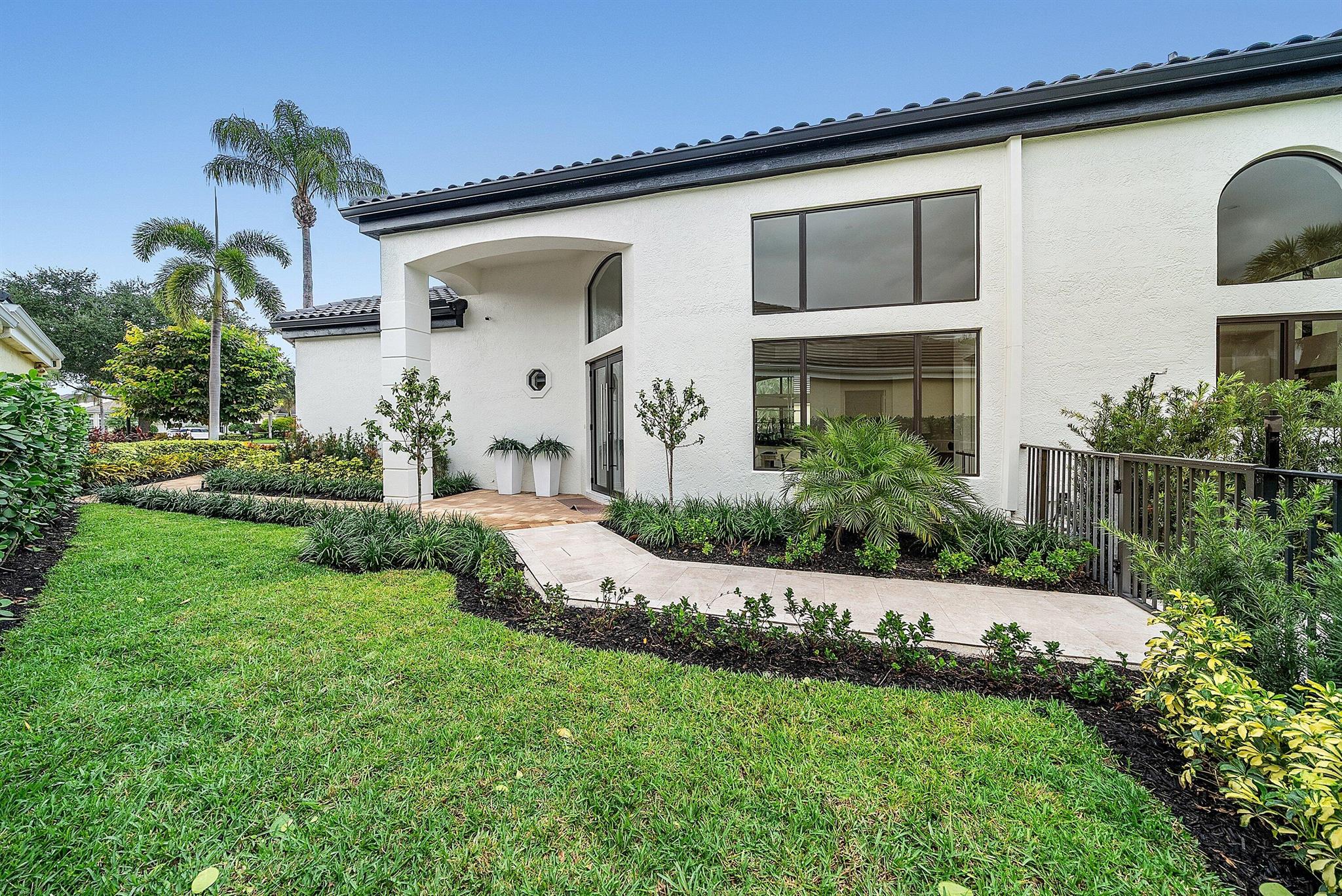 BALLENISLES - Residential