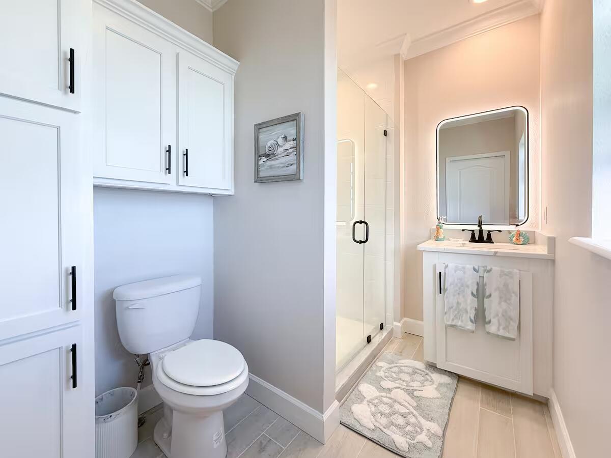 OCEAN BREEZE RESORT - Residential Lease