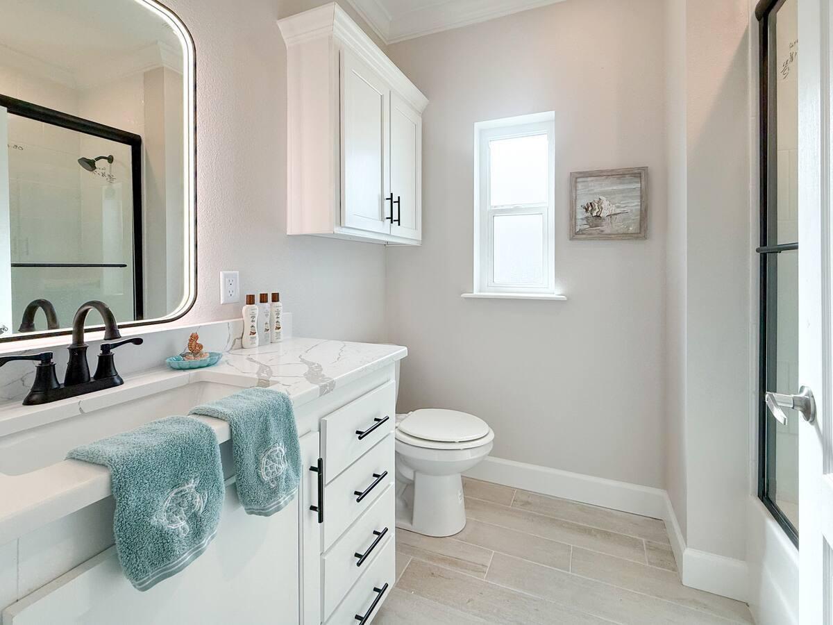 OCEAN BREEZE RESORT - Residential Lease