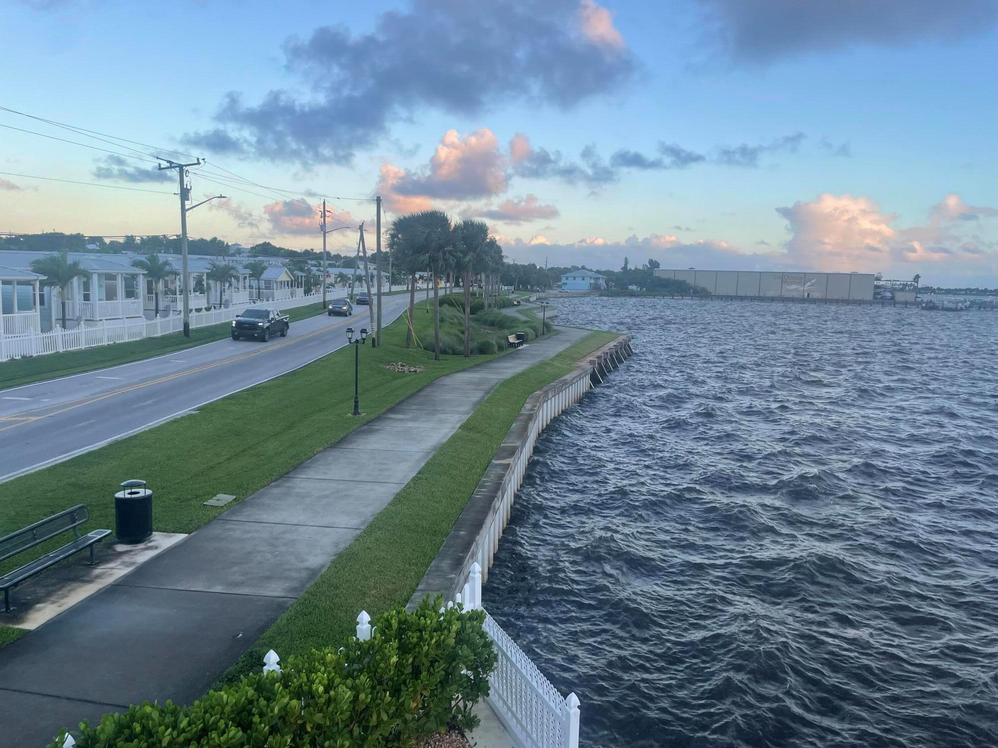 OCEAN BREEZE RESORT - Residential Lease