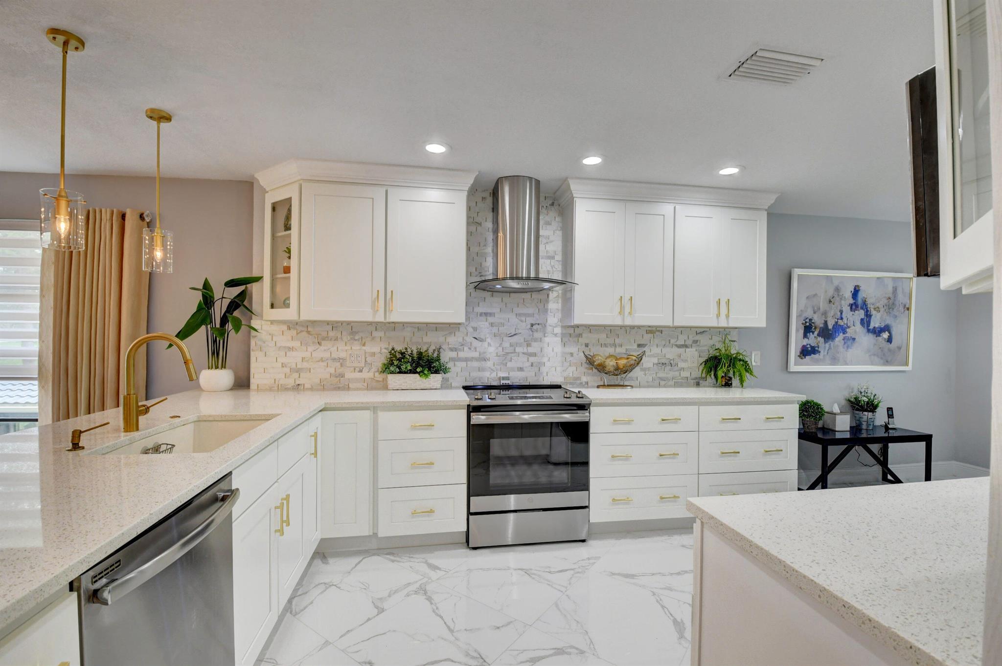 WESTGATE AT HUNTERS RUN C - Residential