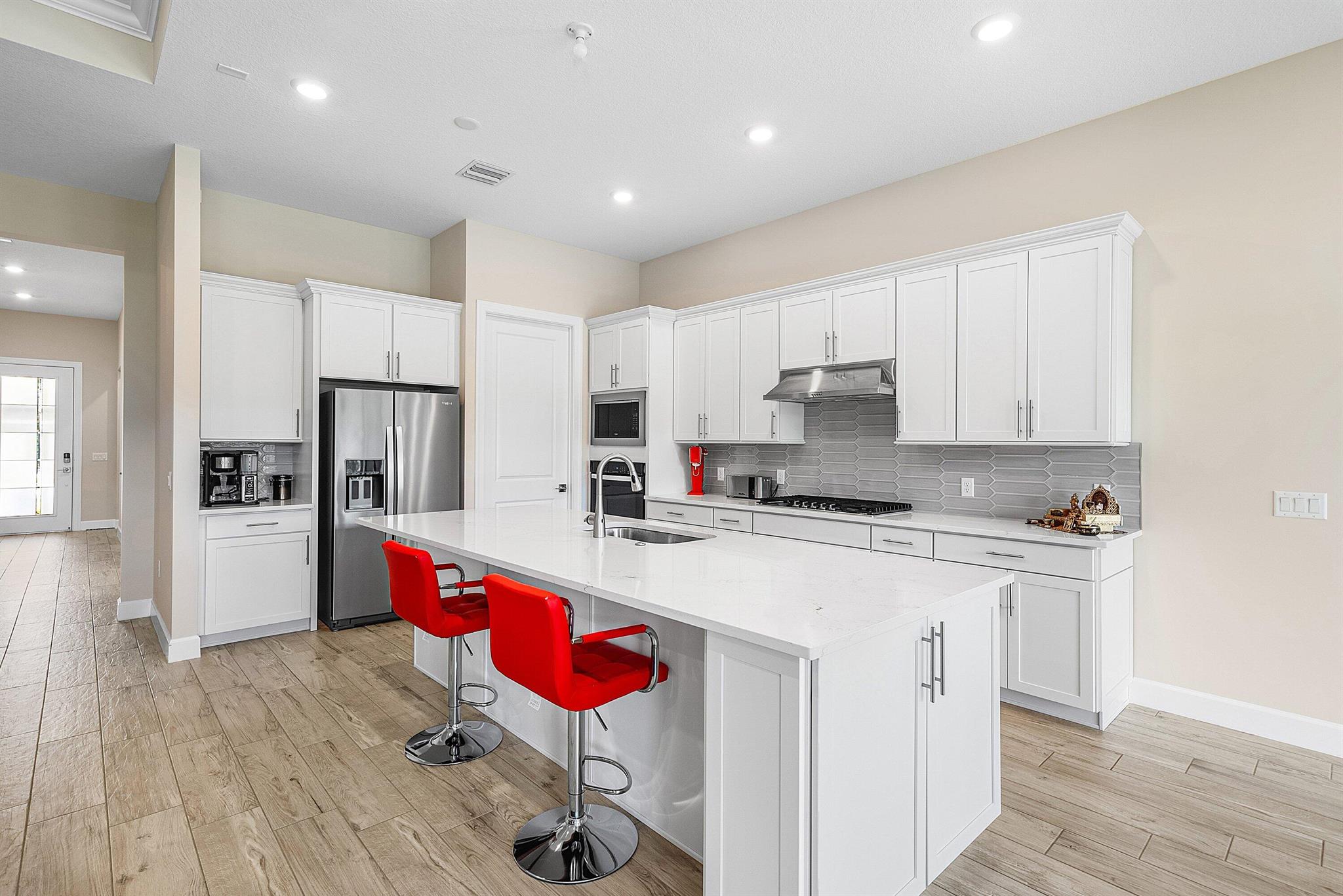 ENCLAVE AT SHERWOOD - Residential Lease